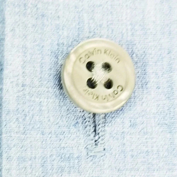 Calvin Klein Medium The Extra Fine Cotton Shirt Embroidered Logo Blue Mens Shirt - Picture 6 of 9